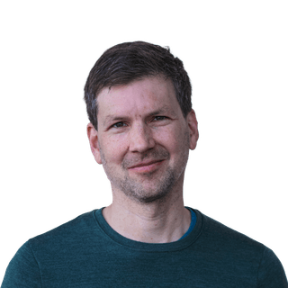 Simon Russell